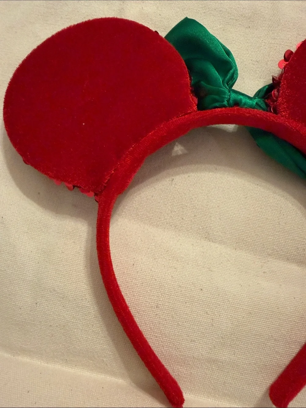 Walt Disney World Parks Holiday Sequin Mouse Ears Headband Green Bow Holly Red